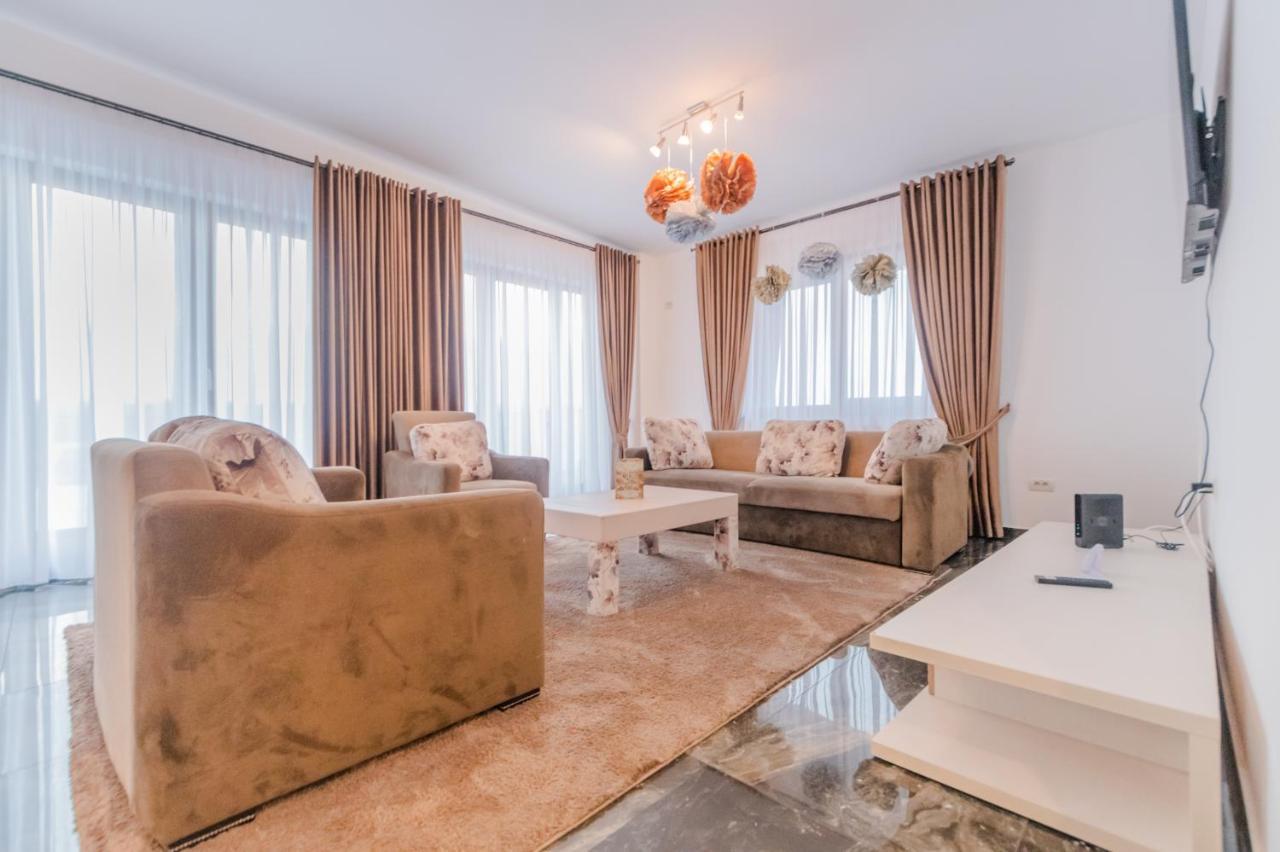 Penthouse Luxury Fălticeni Exterior foto